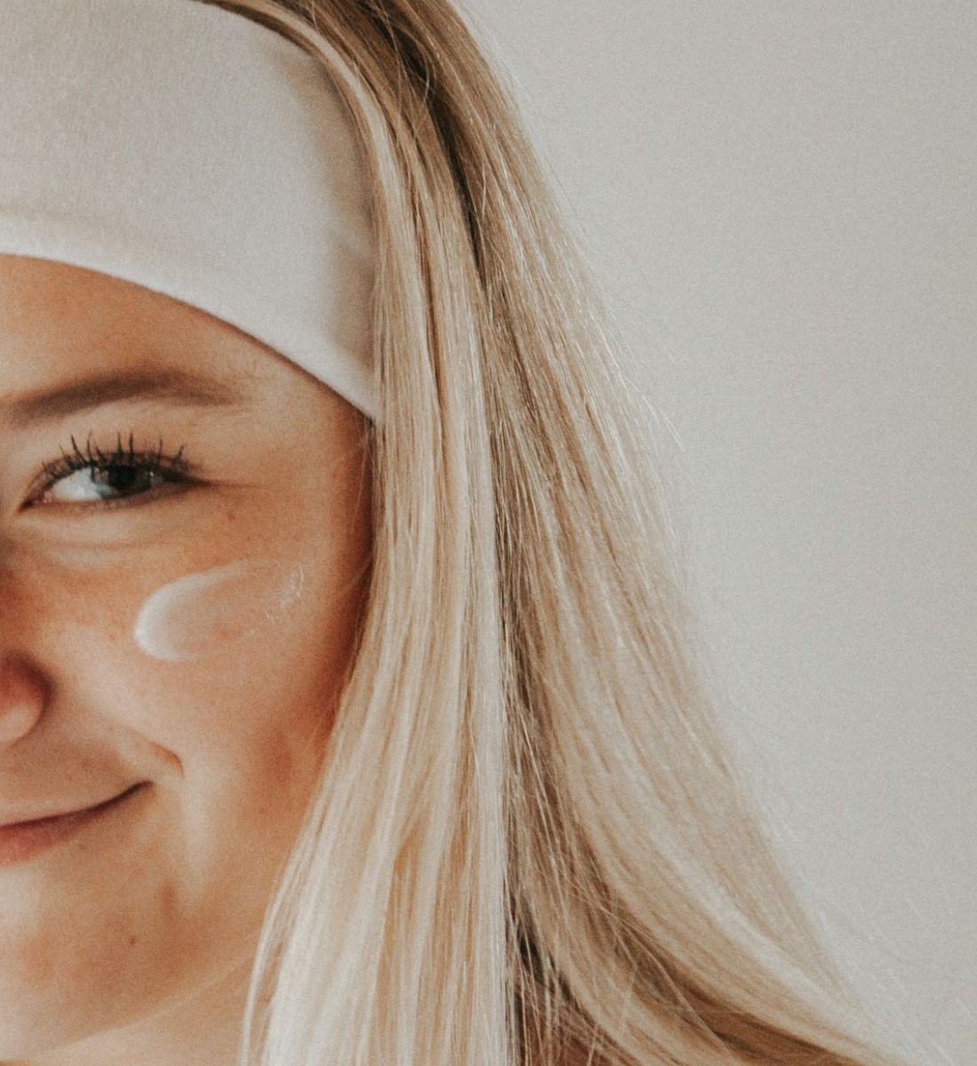 Galleria foto 'Olio di cocco nella Skincare: tutti i benefici per la Pelle' - foto 2