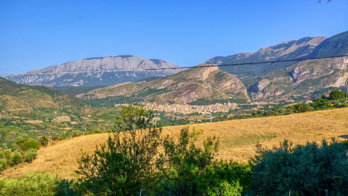 Lo chiamano la perla delle Madonie, un Borgo dal fascino unico!