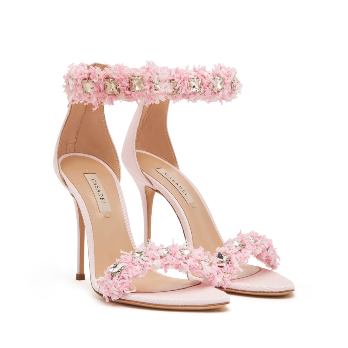 Galleria foto 'L’Aesthetic Coquette fa Tendenza: colletti, fiocchi e merletti' - foto 3