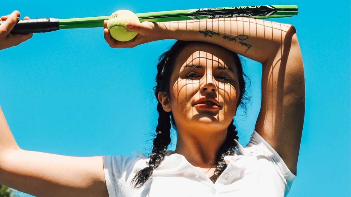 Tenniscore, l’estetica sporty che sta spopolando sui social