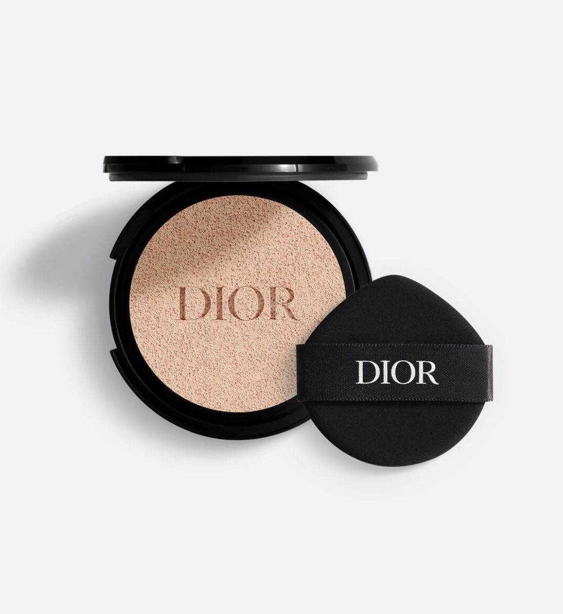 Galleria foto 'Il fondotinta cushion torna di moda, ecco 6 novità da provare…' - foto 3