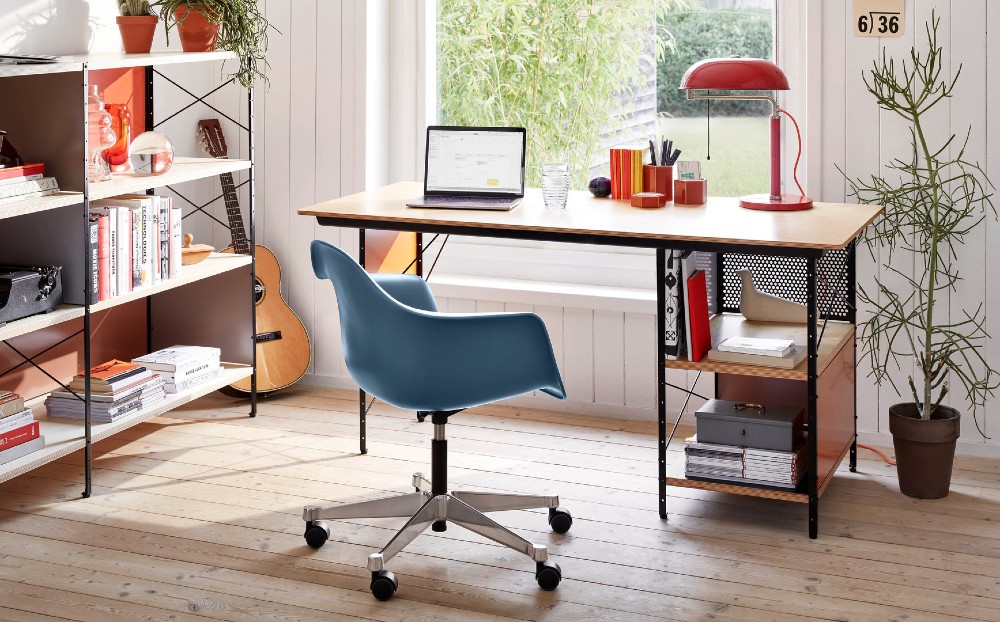 Galleria foto 'Scrivanie e Scrittoi di Design, i più belli per la zona Home working' - foto 2