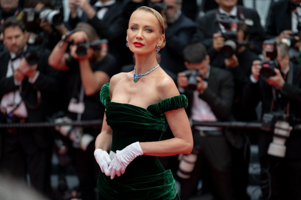 Galleria foto 'Festival di Cannes 2024: tutti gli hair look più belli della Red Carpet di apertura' - foto 9