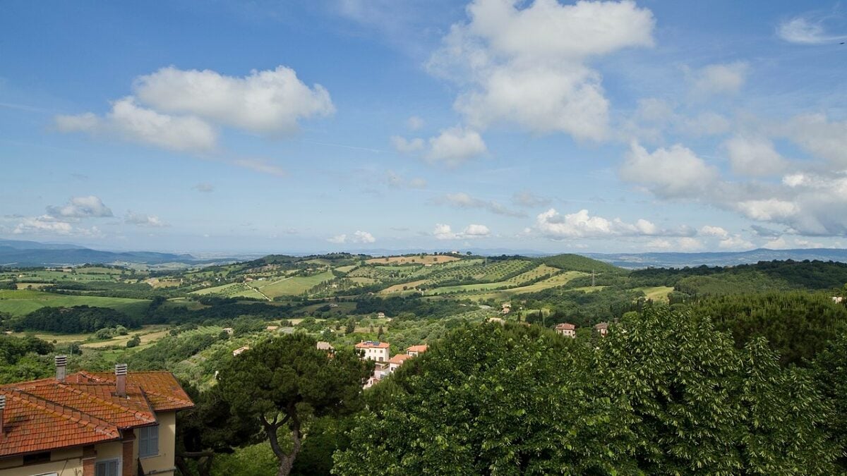 Questo borgo toscano è soprannominato “la spia della Maremma” e vanta un panorama eccezionale…