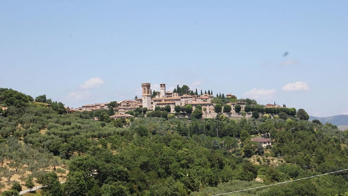 Questo borgo Umbro, poco conosciuto ma bellissimo, è una perla tutta da scoprire