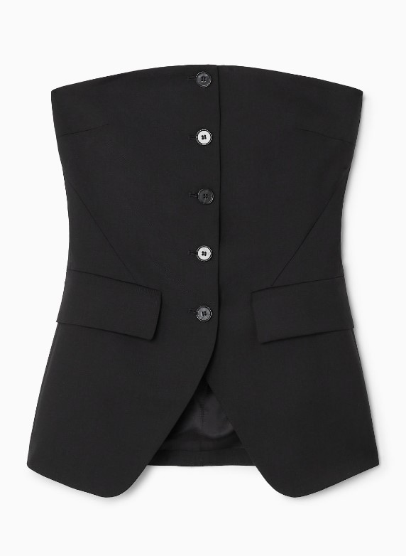 Galleria foto 'I Top senza spalline fanno tendenza: ecco i modelli da avere a tutti i costi!' - foto 6