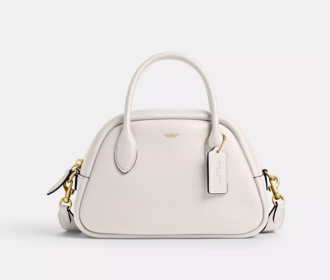 Galleria foto 'Le Bowling Bag sono il nuovo feticcio fashion delle trendsetter' - foto 2