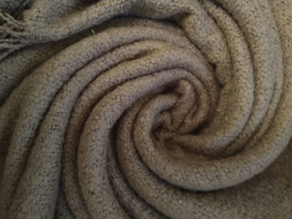 Galleria foto 'Gli acquisti per la casa fuori stagione che ti faranno risparmiare…' - foto 2