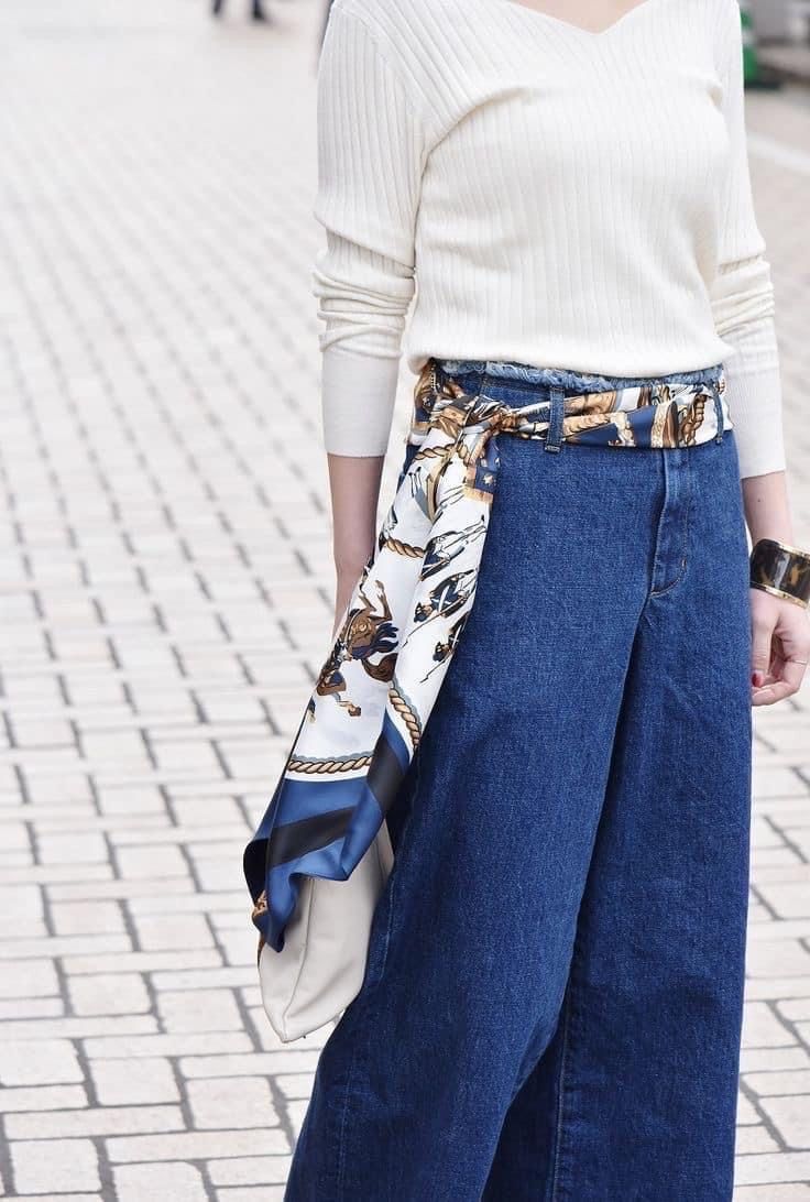 Galleria foto 'Come indossare il Foulard questa estate: 5 idee easy e chic' - foto 2