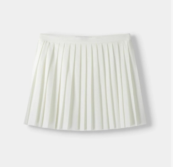 Galleria foto 'La Gonna bianca sarà il vostro “mai più senza” dei prossimi mesi' - foto 4