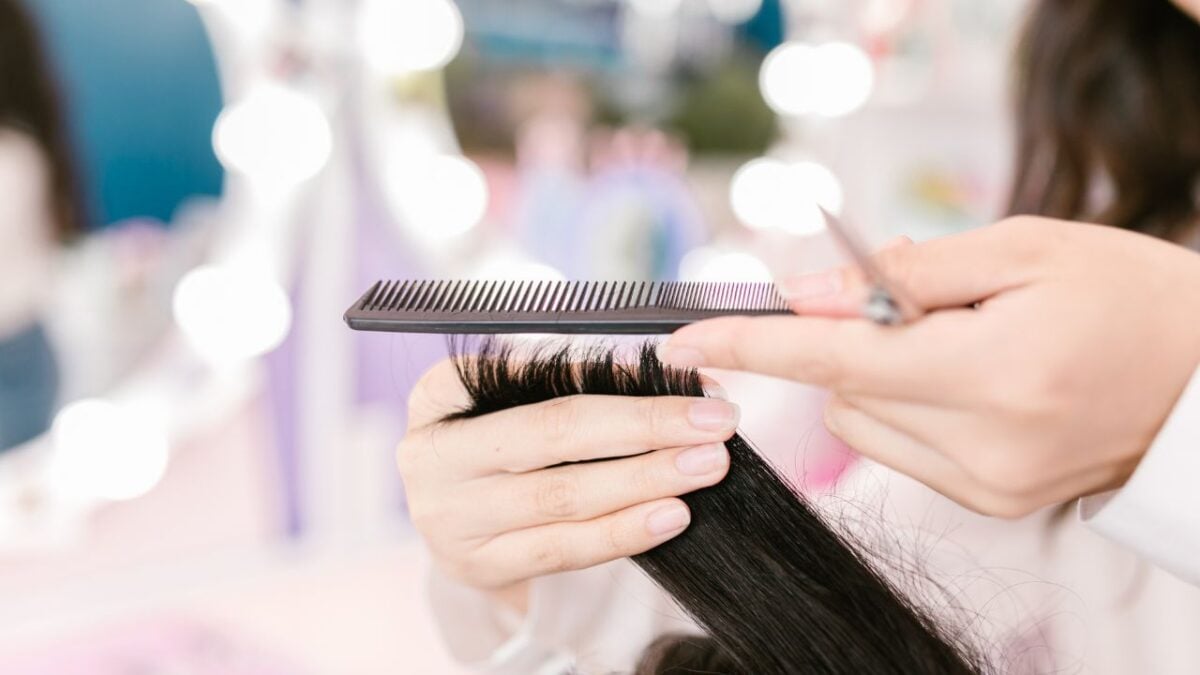 9 Tagli medi perfetti per l’estate: i migliori per capelli ricci, lisci e mossi
