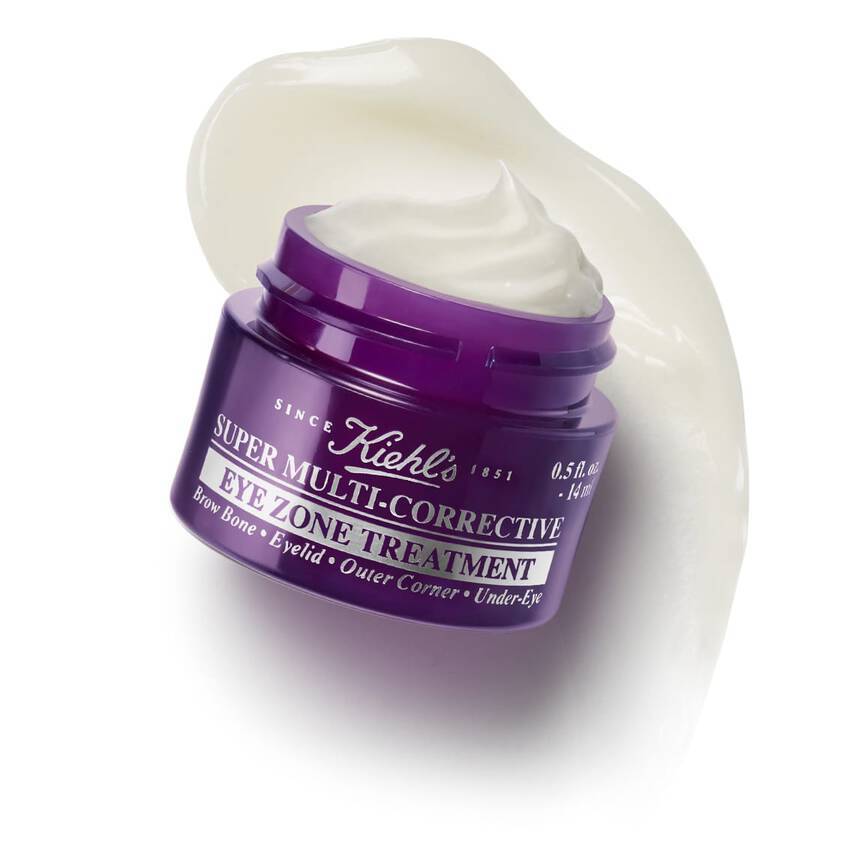 Galleria foto 'Occhiaie Nere, ecco come schiarirle: le migliori creme con cromo correttore' - foto 6