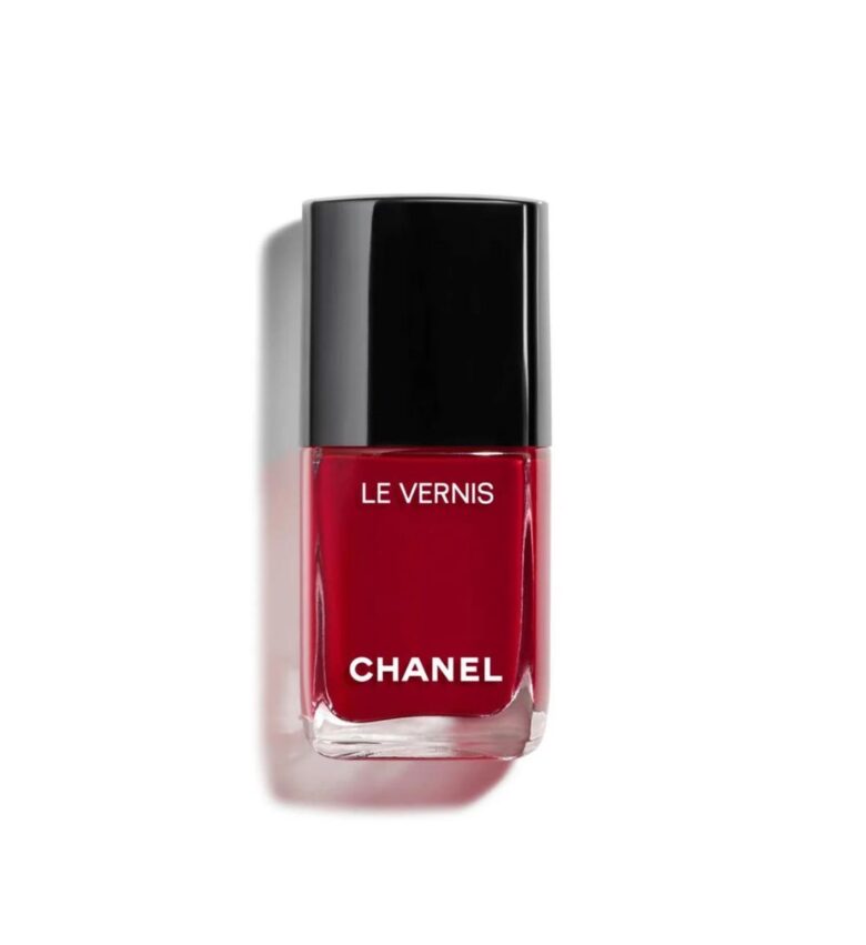 le vernis chanel rouge pompier