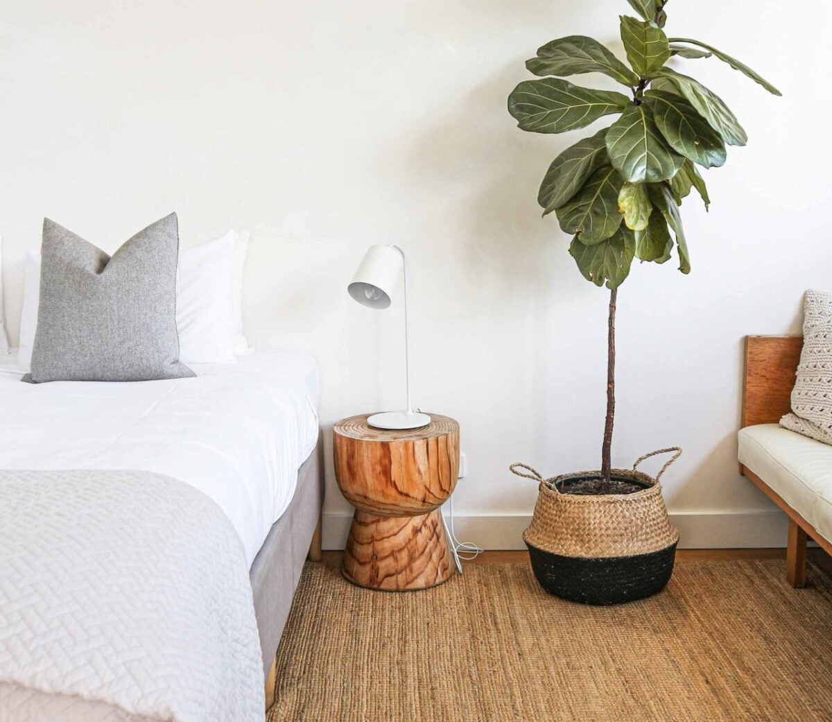 Galleria foto 'Come sostituire i comodini in Camera da letto senza rinunciare al comfort' - foto 4