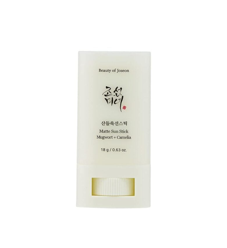 Matte Sun Stick Mugwort + Camelia