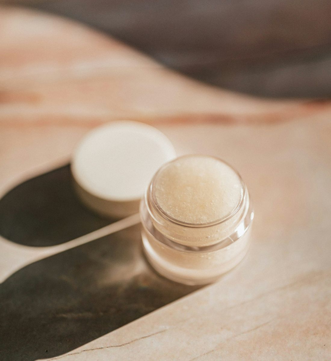 Galleria foto 'Pedicure a casa: 5 step per una perfetta routine fai da te' - foto 3