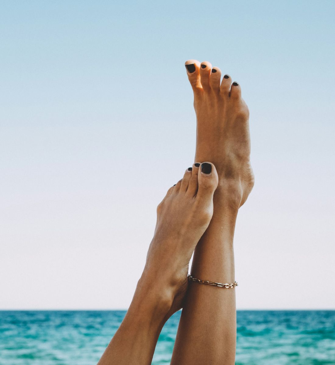 Galleria foto 'Pedicure a casa: 5 step per una perfetta routine fai da te' - foto 2