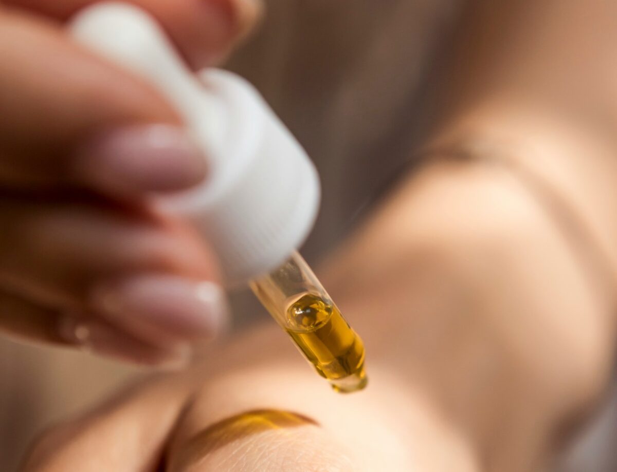 Galleria foto 'La Calendula, vero jolly per la skincare in vacanza (ma non solo)' - foto 2