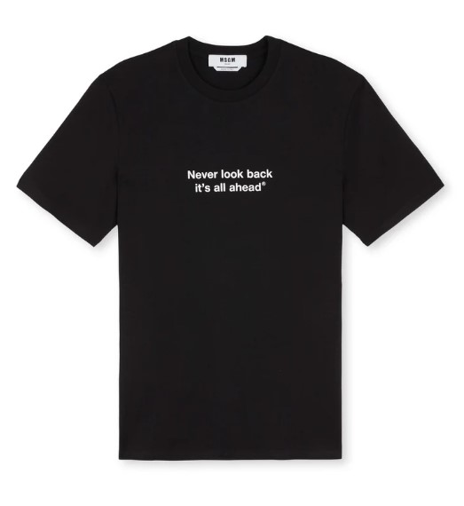 Galleria foto 'Dillo con una t-shirt! Qui le magliette “slogan” da avere a tutti i costi…' - foto 4