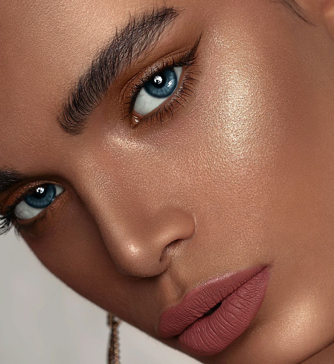 Galleria foto 'BB Glow: tutto quello che c’è da sapere sul trucco semipermanente viso' - foto 3