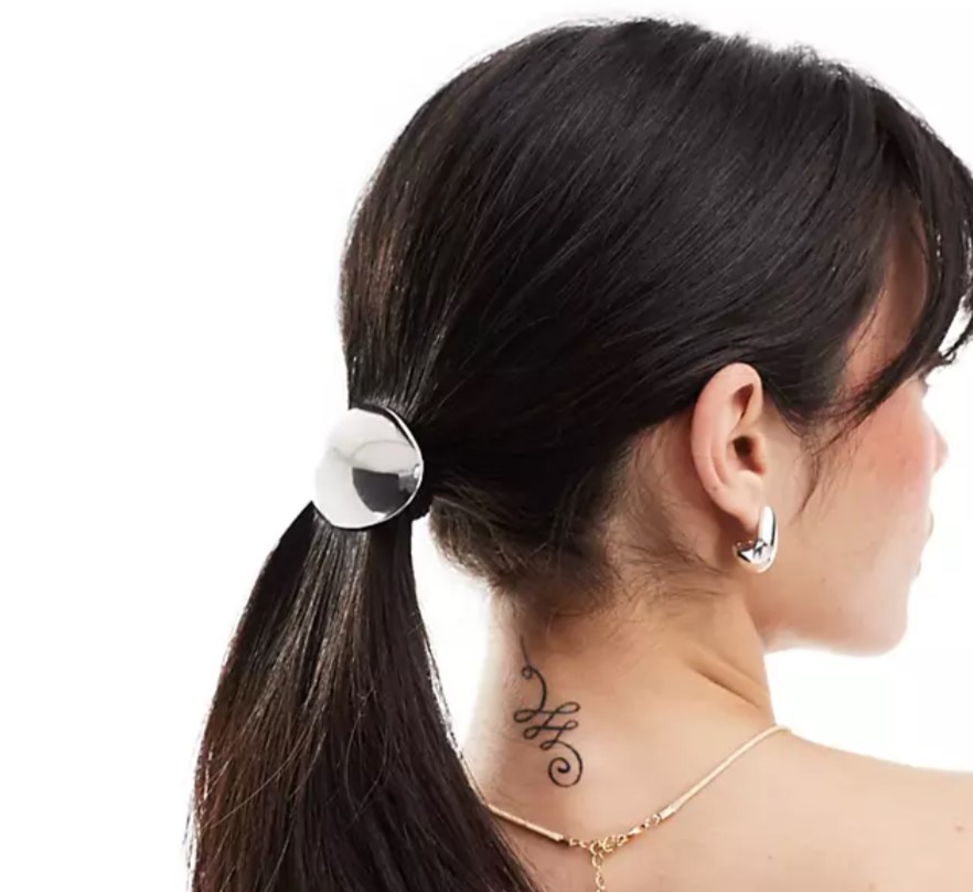 Galleria foto 'Gli Accessori per Capelli che vedremo ovunque questa stagione!' - foto 2