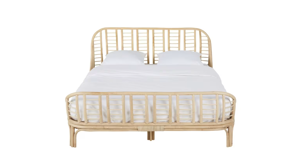 Galleria foto 'Maisons du Monde, il letto più bello del catalogo a metà del prezzo. Che occasione!' - foto 2