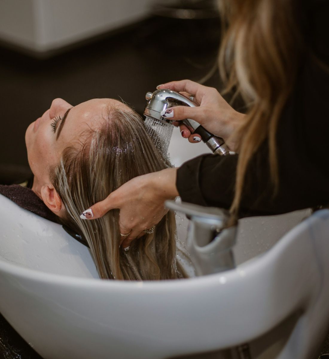 Galleria foto 'Shampoo al Collagene per capelli secchi: i 6 migliori' - foto 10