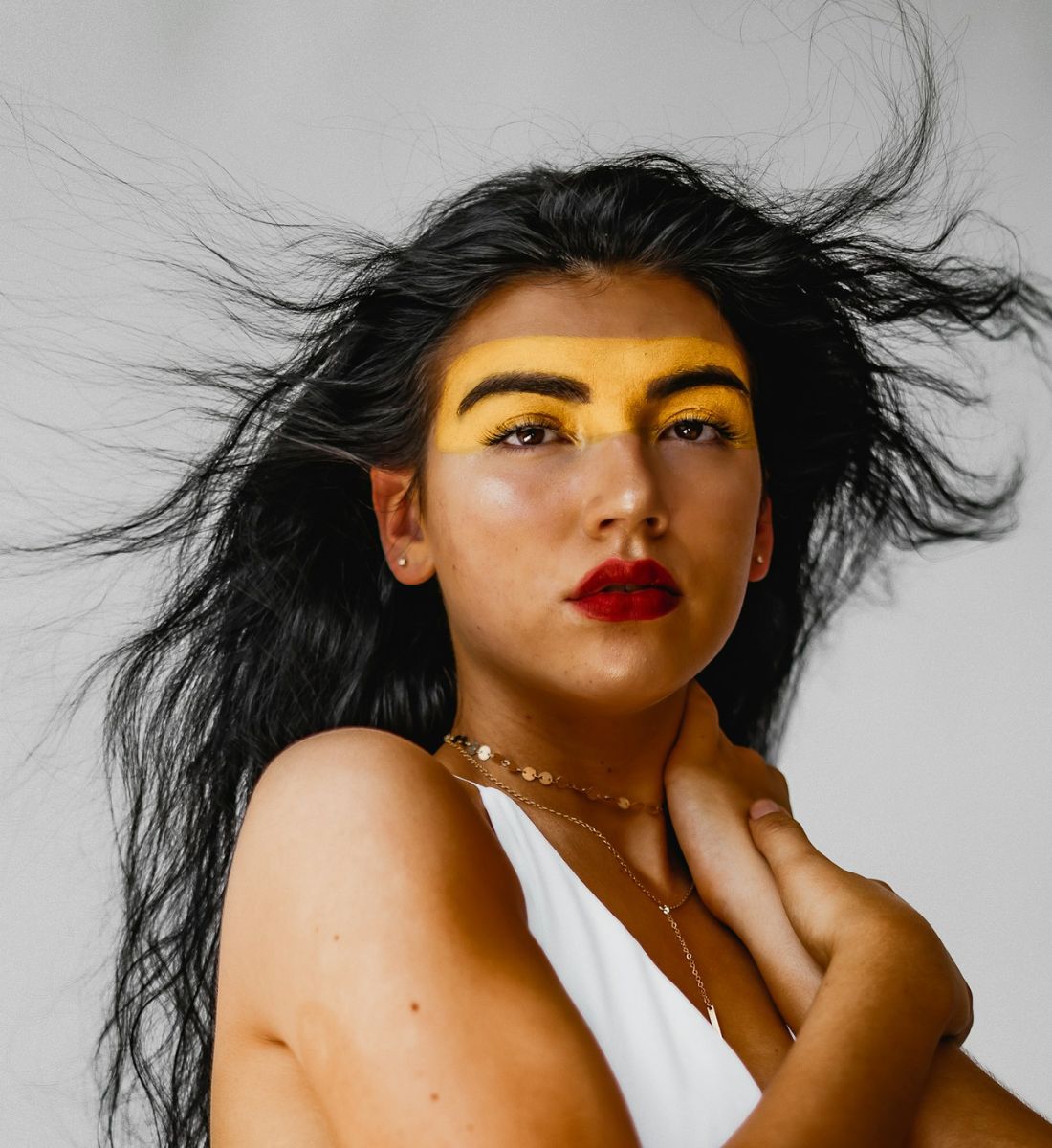 Galleria foto 'Sopracciglia folte e curate: le tip da seguire' - foto 7