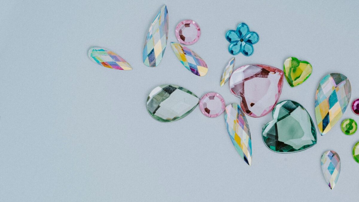 Galleria foto 'Make Up jewel, il trucco giusto per essere la Regina dei Party Estivi' - foto 5