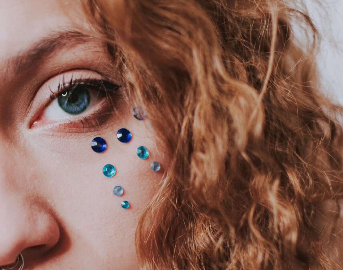 Galleria foto 'Make Up jewel, il trucco giusto per essere la Regina dei Party Estivi' - foto 3