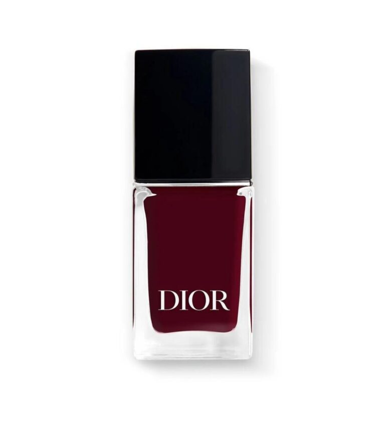 Manicure d’autunno, le nuove tendenze dalle passerelle Manicure d’autunno, le nuove tendenze dalle passerelle