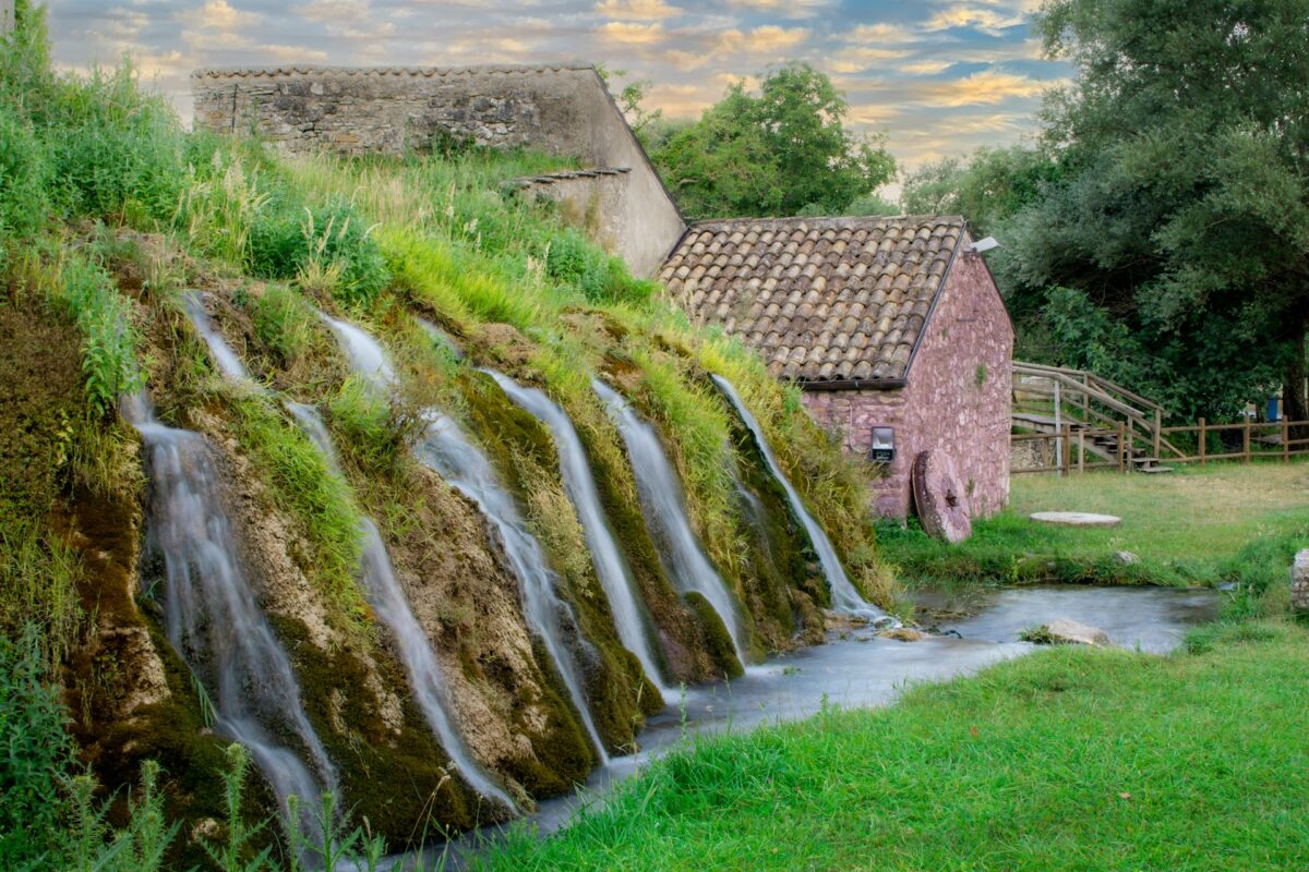 Galleria foto 'Scopri i Borghi del Sannio per una vacanza tra cultura, natura, terme ed enogastronomia' - foto 1