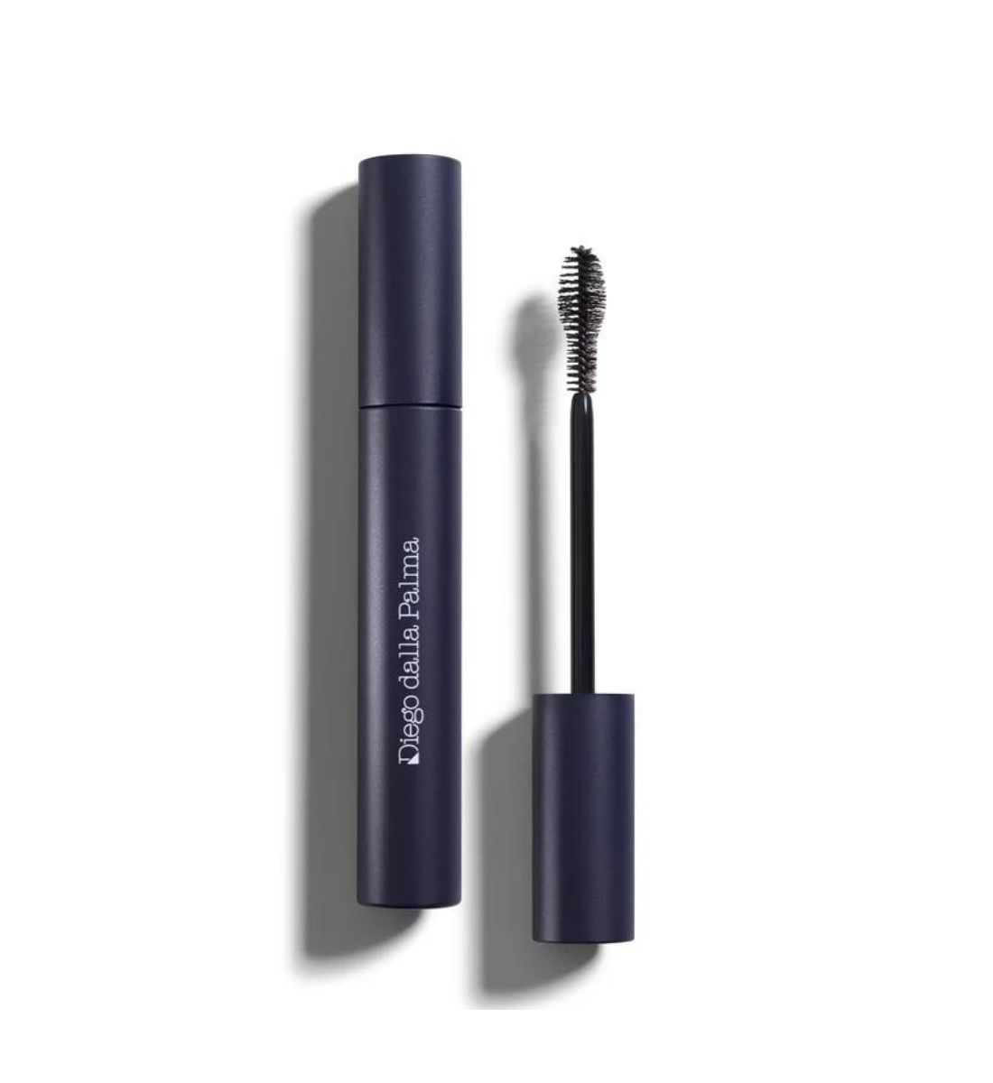 Galleria foto 'Make up estivo, 6 prodotti must have per un trucco leggero e duraturo' - foto 4