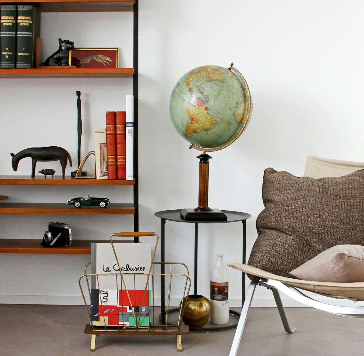 Galleria foto 'Mensole del Soggiorno, come decorarle: idee originali' - foto 2