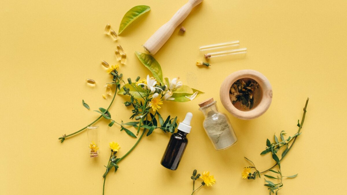 Galleria foto 'Le migliori Maschere Fai da Te per rigenerare i Capelli dopo l’estate' - foto 1