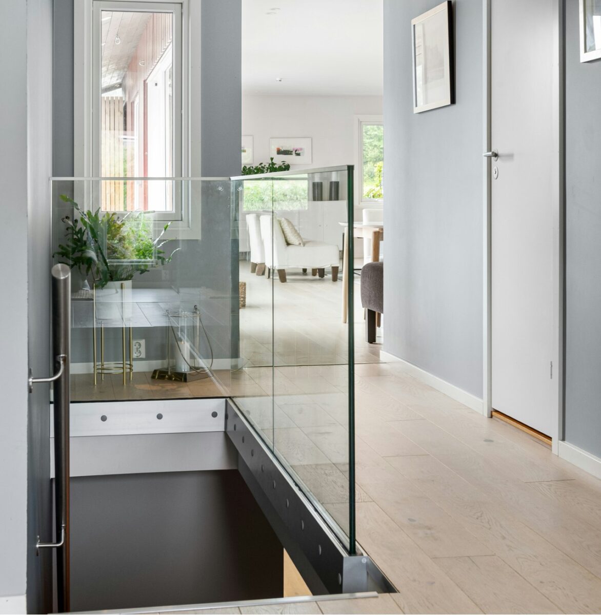 Galleria foto 'Quando scegliere divisori in Vetro: tipologie, caratteristiche e vantaggi' - foto 3