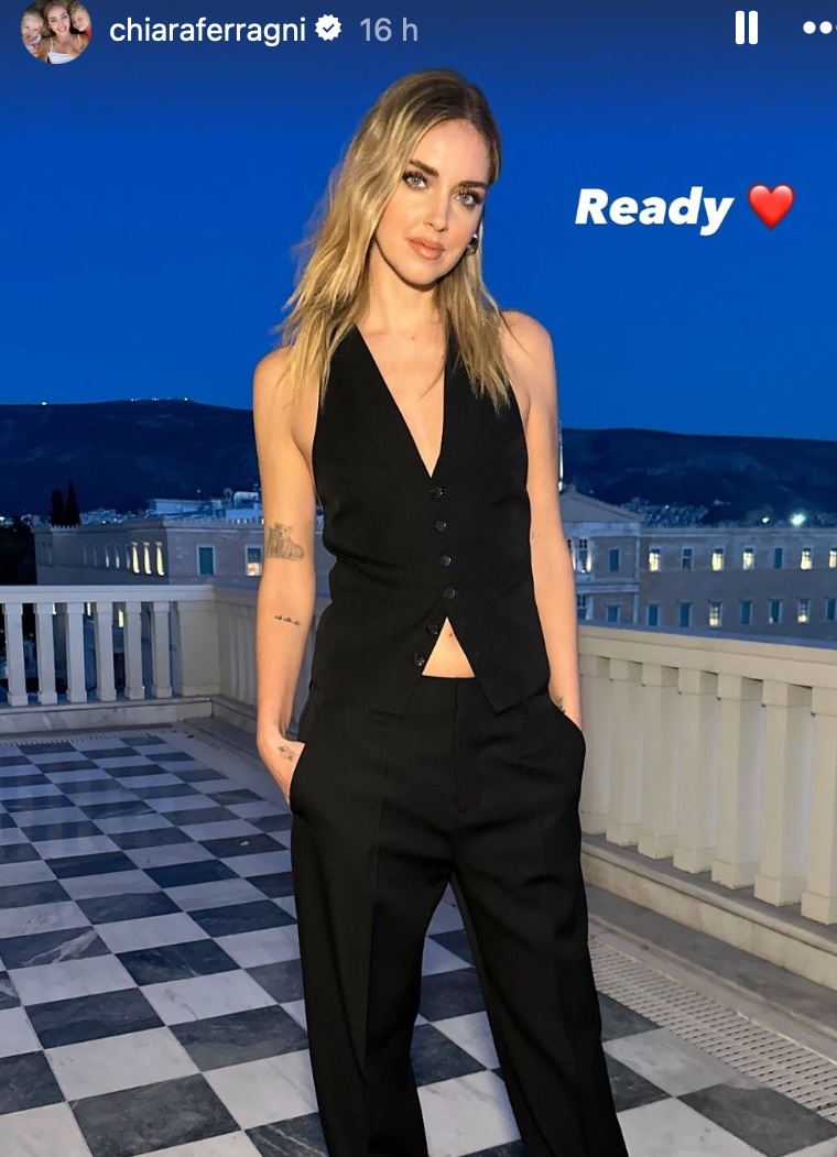 Galleria foto 'Chiara Ferragni apre uno store in Grecia con un perfetto Look Mannish (FOTO)' - foto 2