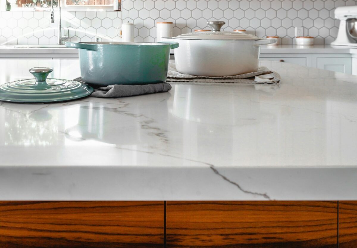 Galleria foto 'Come eliminare le macchie dalle superfici in Marmo di Mobili, Bagno e Cucina' - foto 5