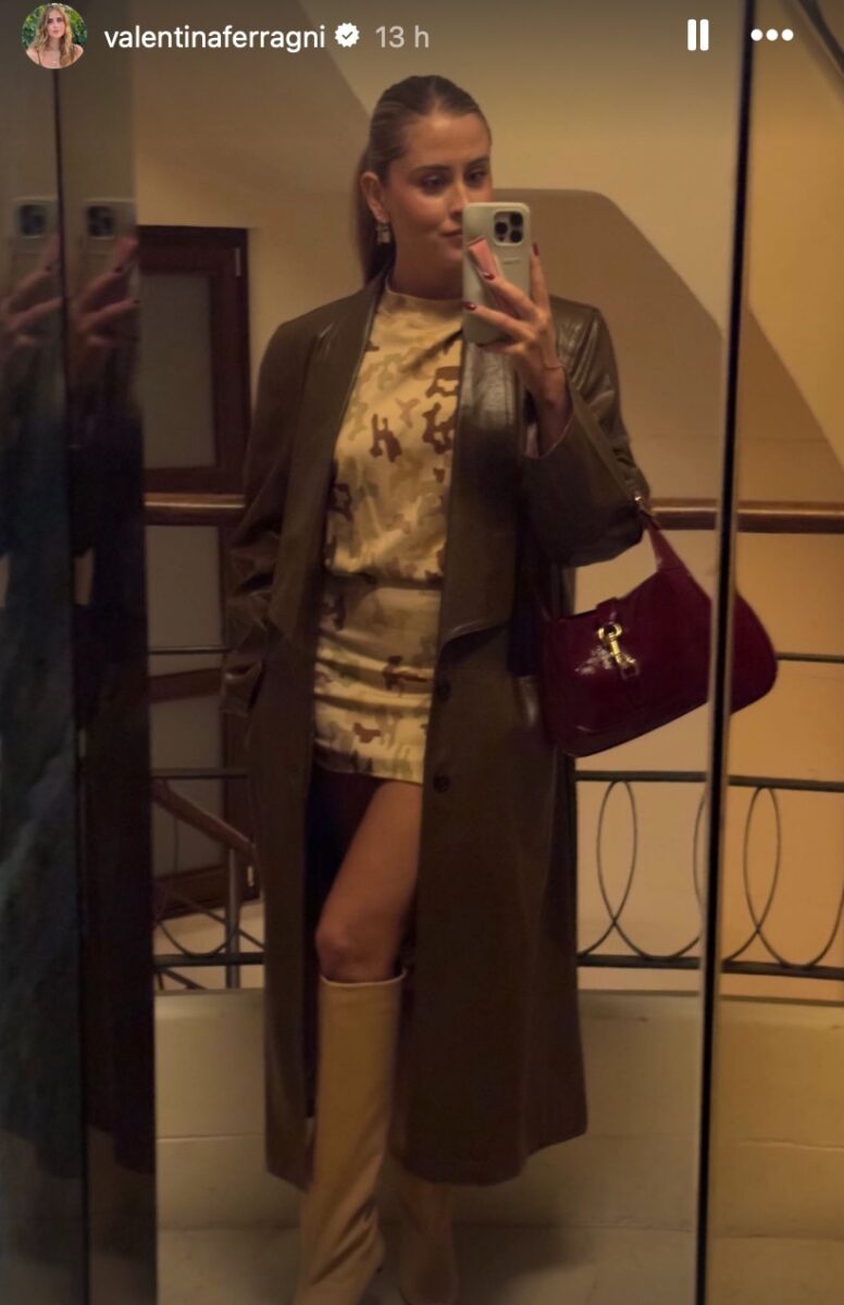 Galleria foto 'Valentina Ferragni sceglie il Mini-Dress camouflage per la sua serata milanese' - foto 1