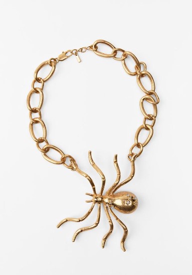 I Capi e gli Accessori della collezione Zara Halloween per realizzare look da urlo! I Capi e gli Accessori della collezione Zara Halloween per realizzare look da urlo!