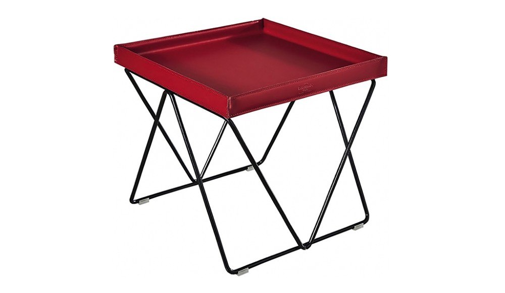 Galleria foto 'Il Top del design nel colore di stagione: i mobili e complementi più belli in Bordeaux' - foto 4