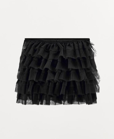I Capi e gli Accessori della collezione Zara Halloween per realizzare look da urlo! I Capi e gli Accessori della collezione Zara Halloween per realizzare look da urlo!