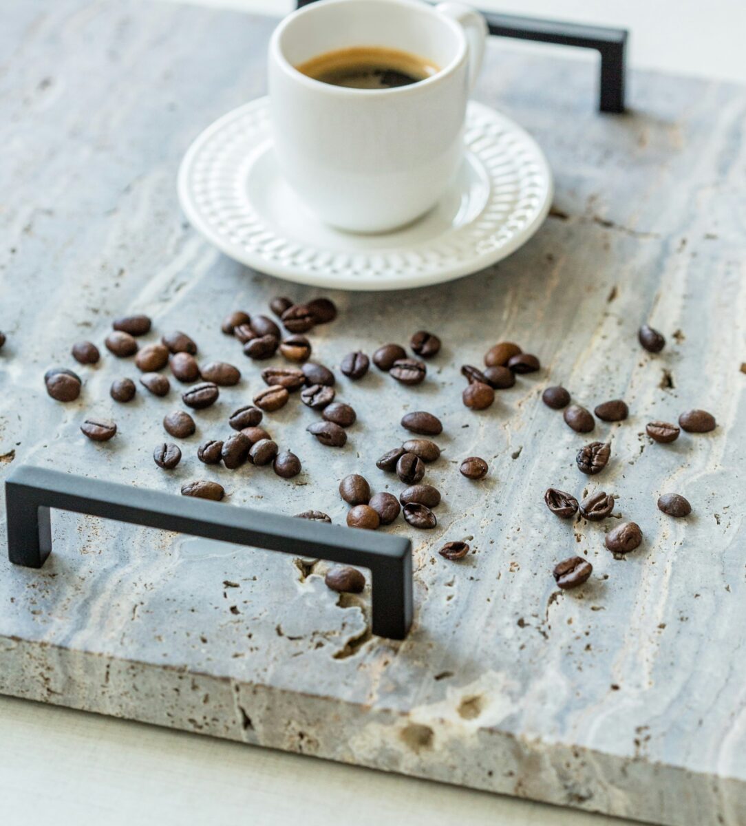 Galleria foto 'Come eliminare le macchie dalle superfici in Marmo di Mobili, Bagno e Cucina' - foto 2