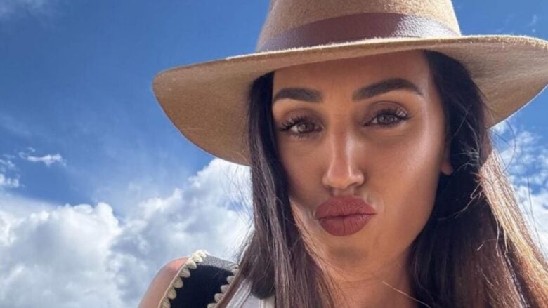 Cecilia Rodriguez sfoggia la gonna di super tendenza per questa stagione: guarda qui!