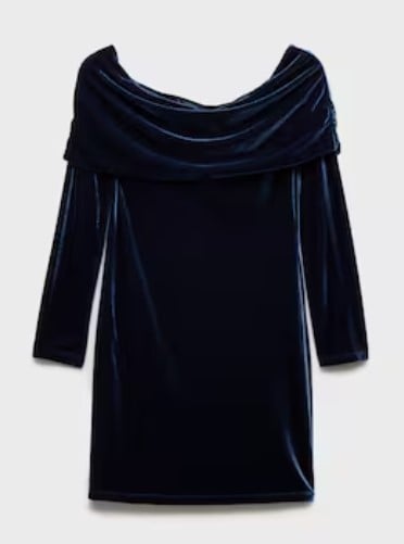 Non c’è nulla di meglio di un Abito off shoulder per celebrare la Holiday Season Non c’è nulla di meglio di un Abito off shoulder per celebrare la Holiday Season