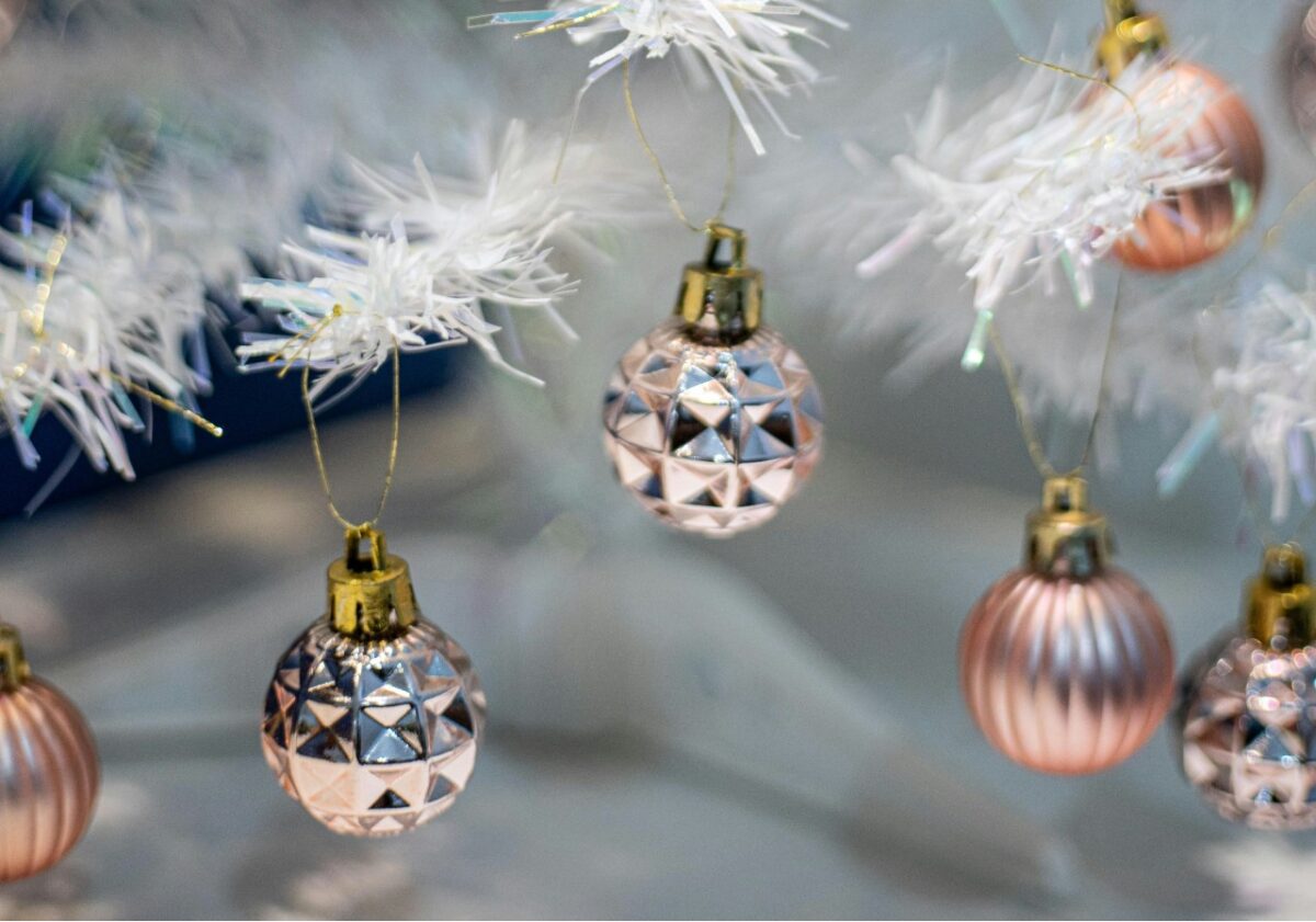 Trucchi e segreti per un albero di Natale perfetto: lascerai tutti a bocca aperta! Trucchi e segreti per un albero di Natale perfetto: lascerai tutti a bocca aperta!