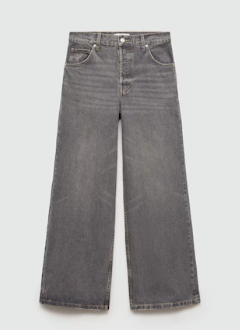Jeans grigi, un must cool dell’Auturno-Inverno 2024 Jeans grigi, un must cool dell’Auturno-Inverno 2024
