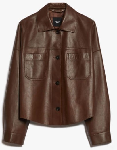 Dimentica le Giacche nere: questo è il colore chic più trendy dell’inverno 2025 Dimentica le Giacche nere: questo è il colore chic più trendy dell’inverno 2025