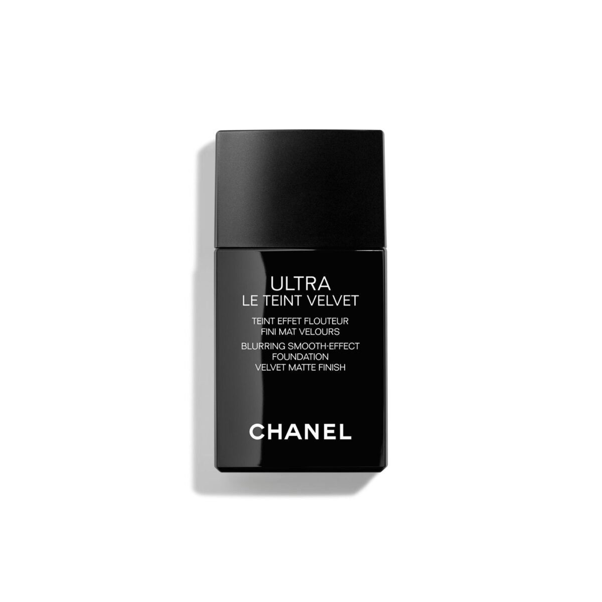 Tornano i Fondotinta Mat, la base make up preferita dai Truccatori! Tornano i Fondotinta Mat, la base make up preferita dai Truccatori!