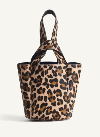 I Capi della collezione Zara x Kate Moss per dei party look irresistibili! I Capi della collezione Zara x Kate Moss per dei party look irresistibili!